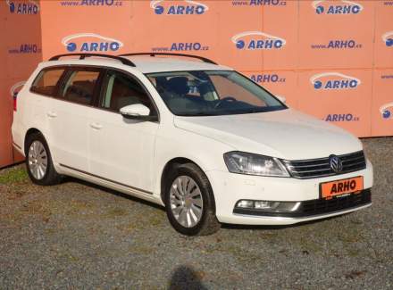 Volkswagen - Passat