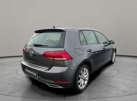 Volkswagen - Golf