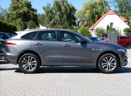 Jaguar - F-Pace