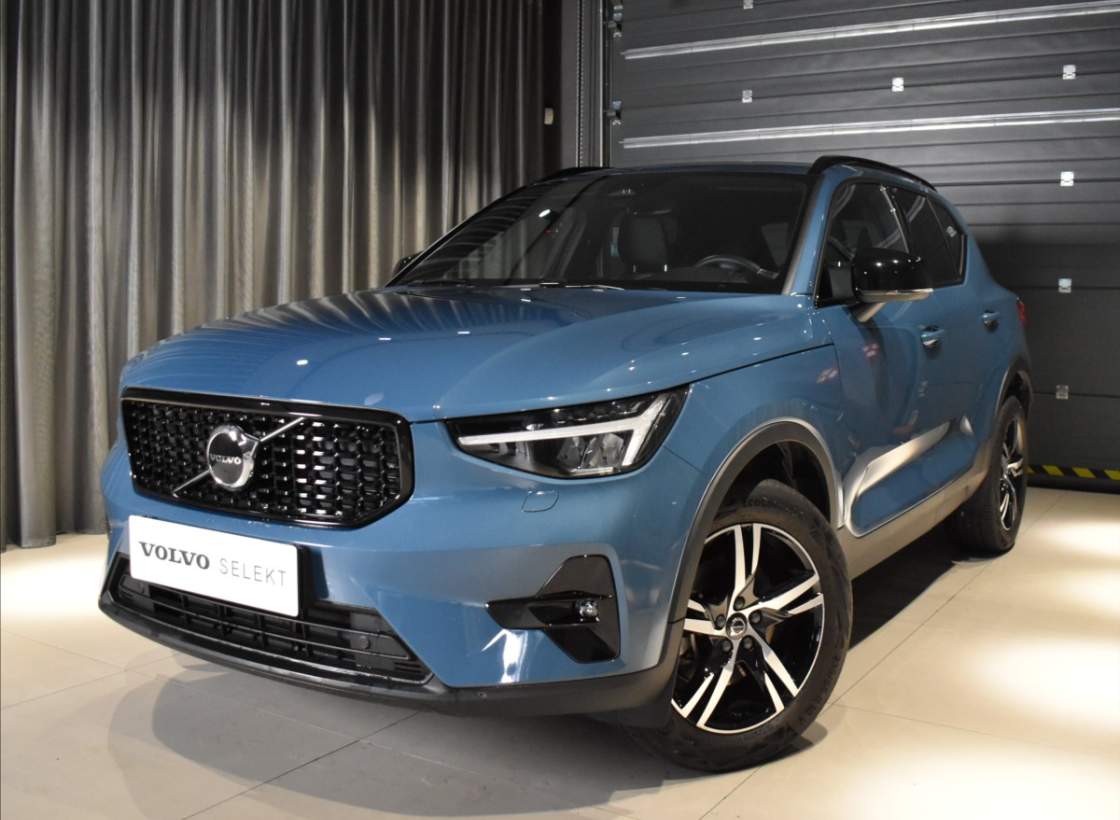 Volvo - XC40