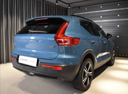 Volvo - XC40