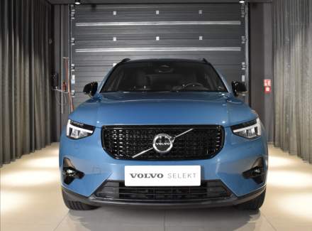 Volvo - XC40