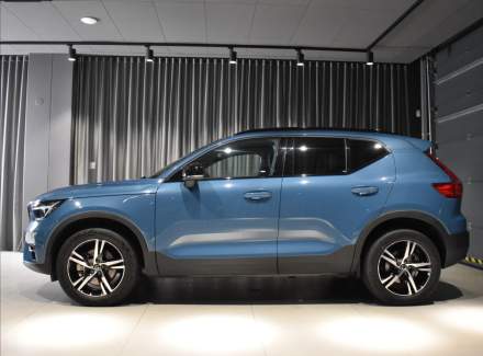 Volvo - XC40