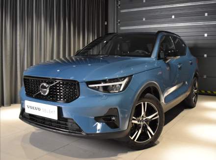 Volvo - XC40