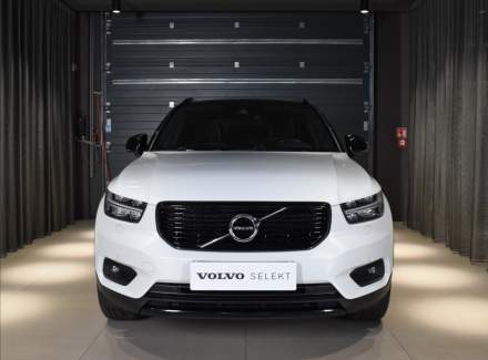 Volvo - XC40