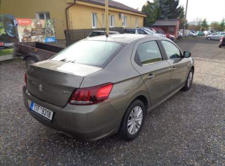 Peugeot - 301