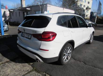 BMW - X3