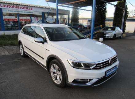 Volkswagen - Passat