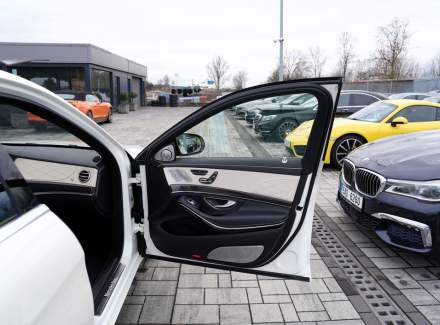 Mercedes-Benz - S-class