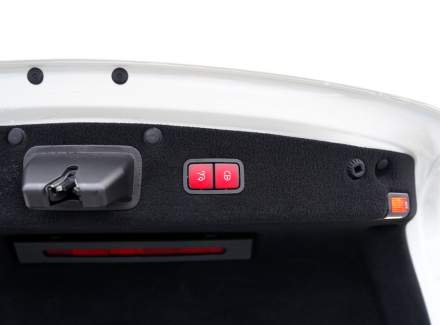 Mercedes-Benz - S-class