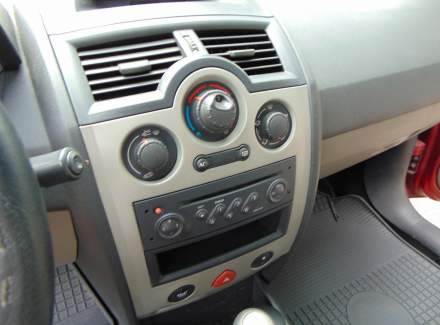 Renault - Megane