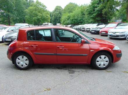 Renault - Megane