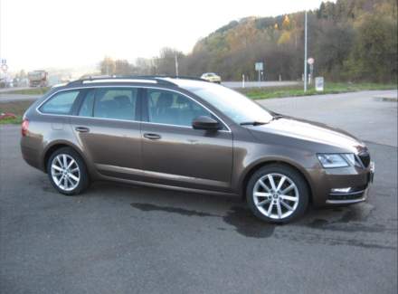 Škoda - Octavia