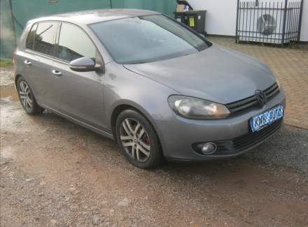 Volkswagen - Golf