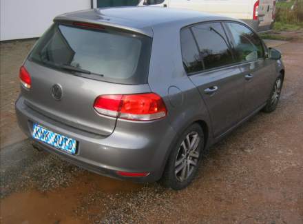 Volkswagen - Golf