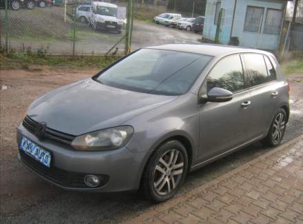 Volkswagen - Golf