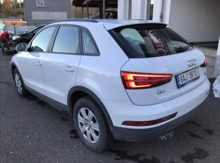 Audi - Q3