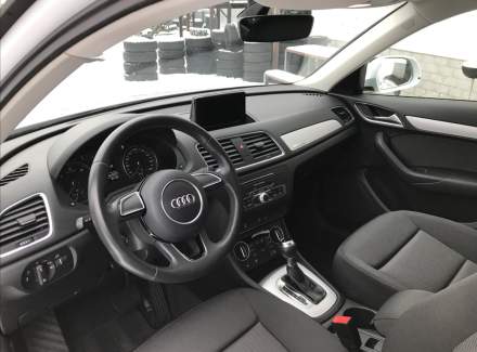 Audi - Q3