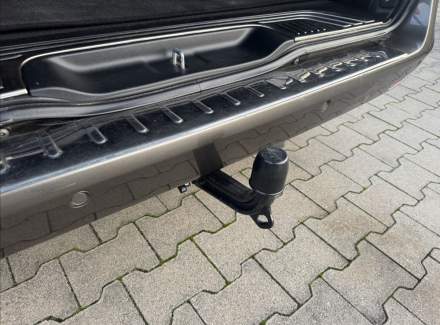 Mercedes-Benz - V-class