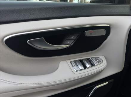 Mercedes-Benz - V-class