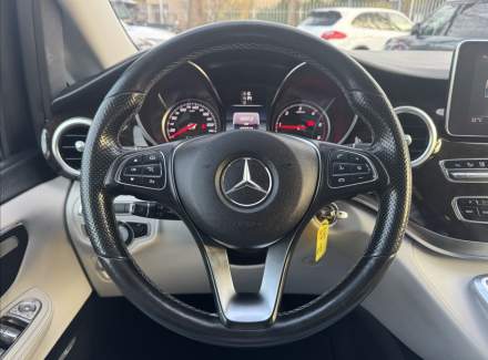 Mercedes-Benz - V-class