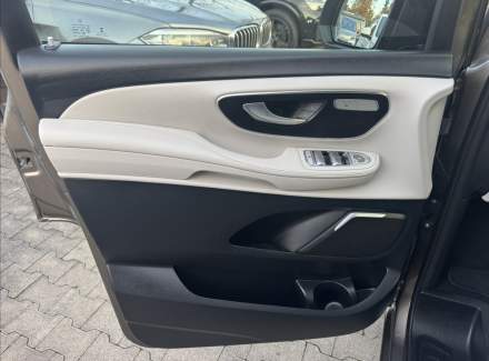 Mercedes-Benz - V-class