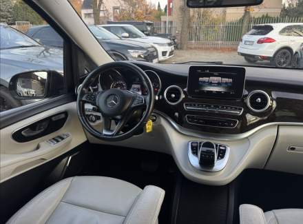 Mercedes-Benz - V-class