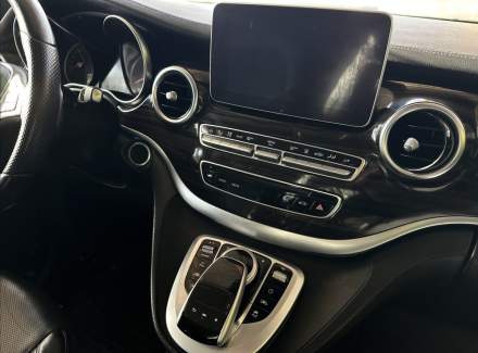 Mercedes-Benz - V-class