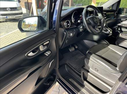 Mercedes-Benz - V-class