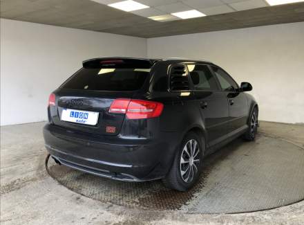 Audi - A3