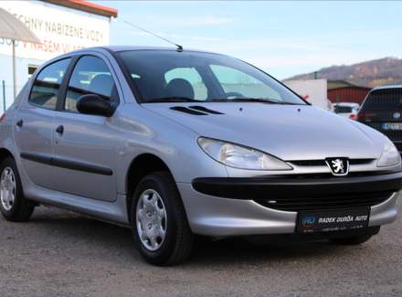 Peugeot - 206