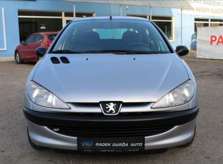 Peugeot - 206
