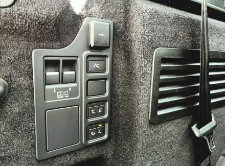 Land Rover - Discovery