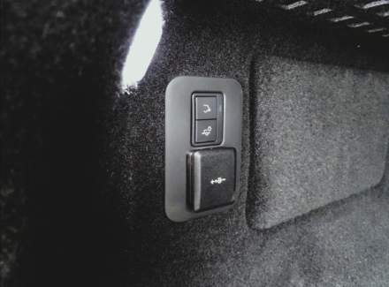 Land Rover - Range Rover Evoque