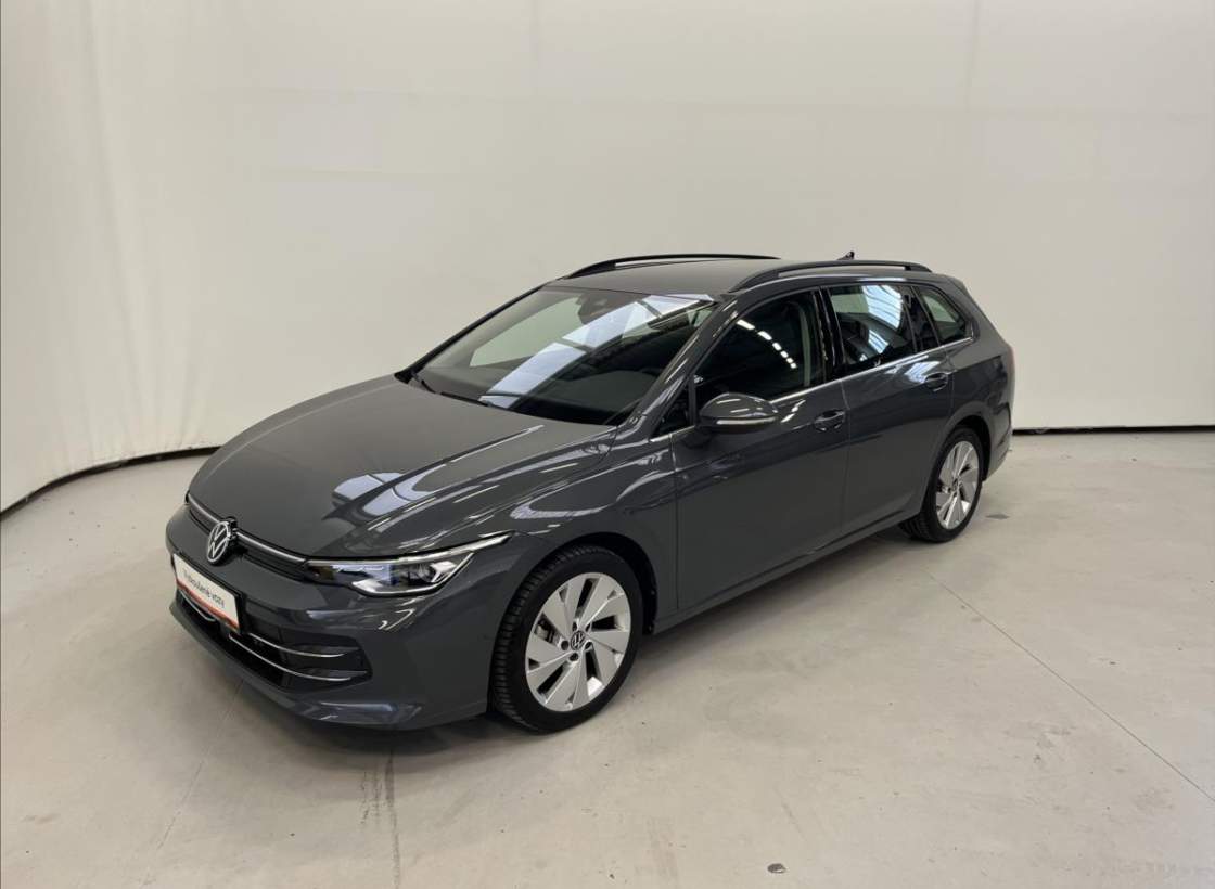 Volkswagen - Golf