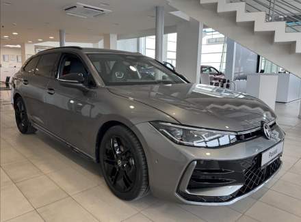 Volkswagen - Passat