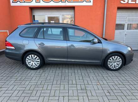 Volkswagen - Golf
