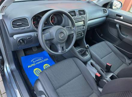 Volkswagen - Golf