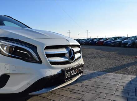 Mercedes-Benz - GLA