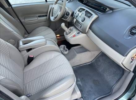 Renault - Scenic