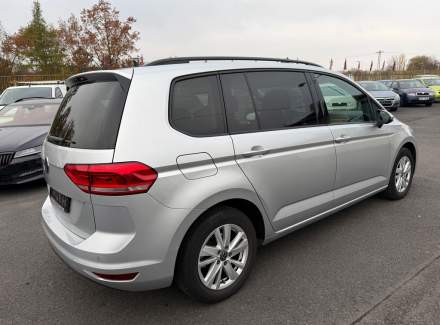 Volkswagen - Touran