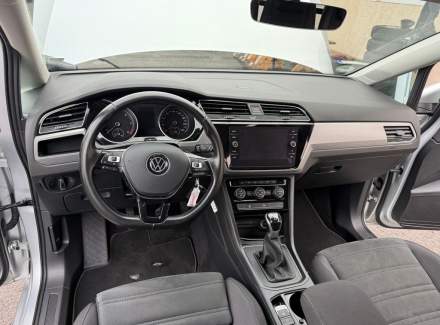 Volkswagen - Touran