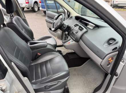Renault - Scenic
