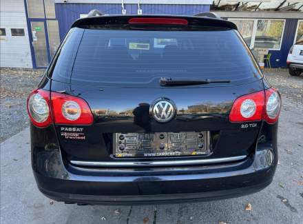Volkswagen - Passat
