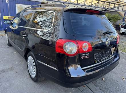 Volkswagen - Passat
