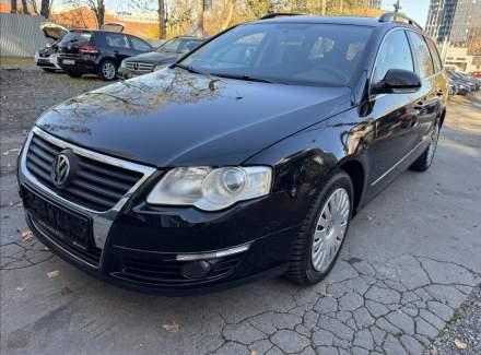 Volkswagen - Passat