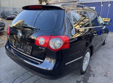Volkswagen - Passat