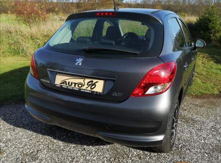 Peugeot - 207