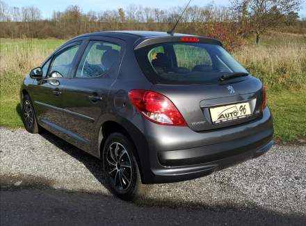 Peugeot - 207