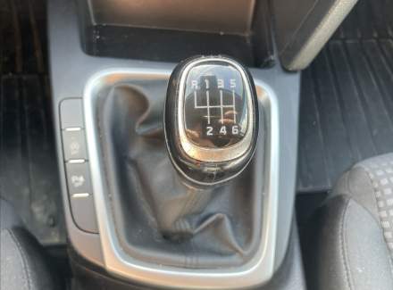 Kia - Cee'd